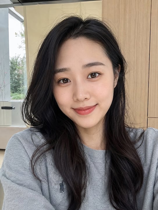 玫瑰花海的少女 参考图 1